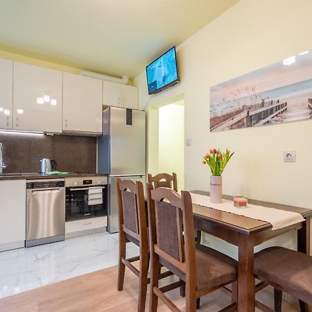 Top Location Central New & Spacious 3 Bdr Apt Medical Academy Софія Екстер'єр фото