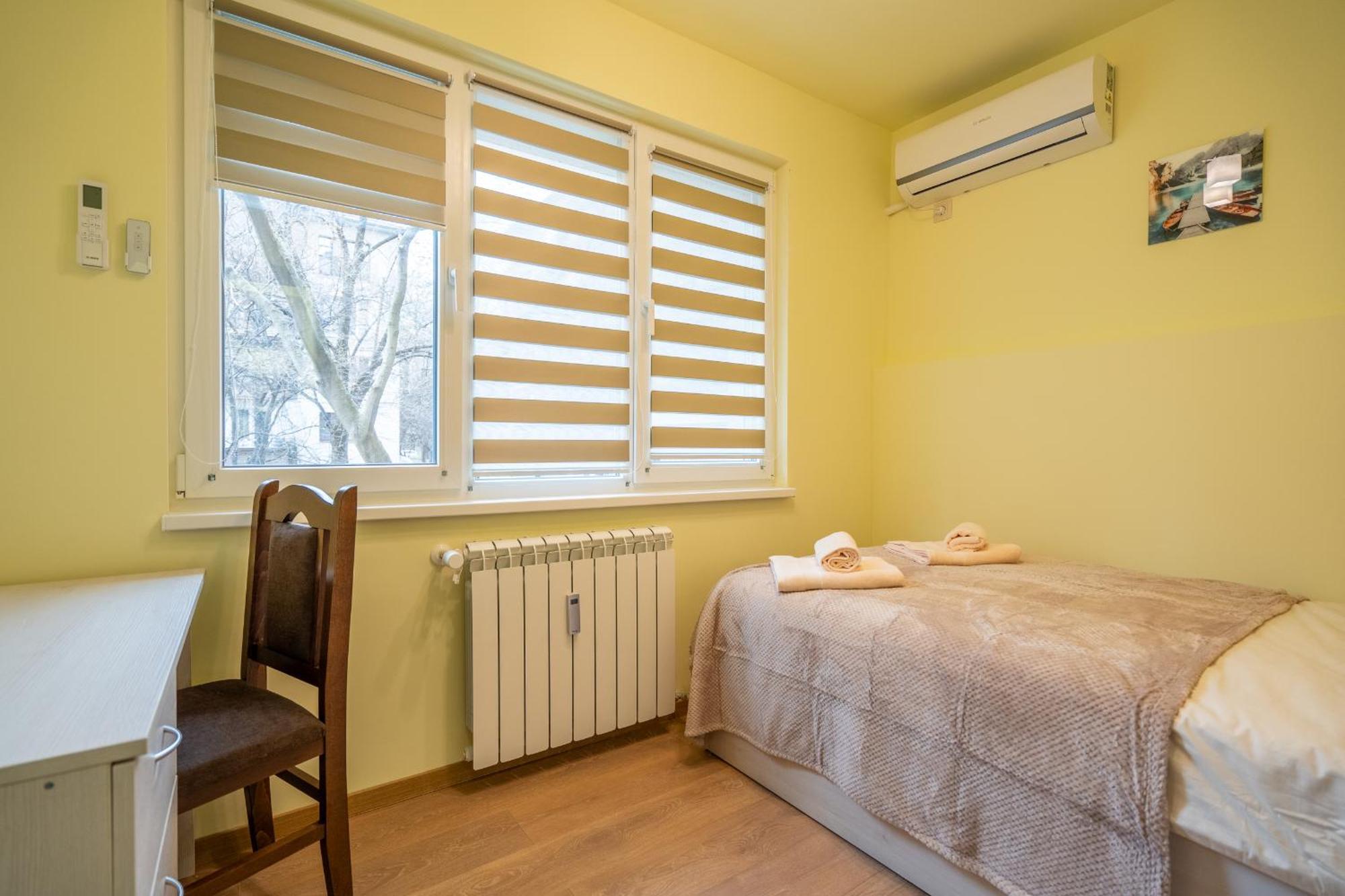 Top Location Central New & Spacious 3 Bdr Apt Medical Academy Софія Екстер'єр фото