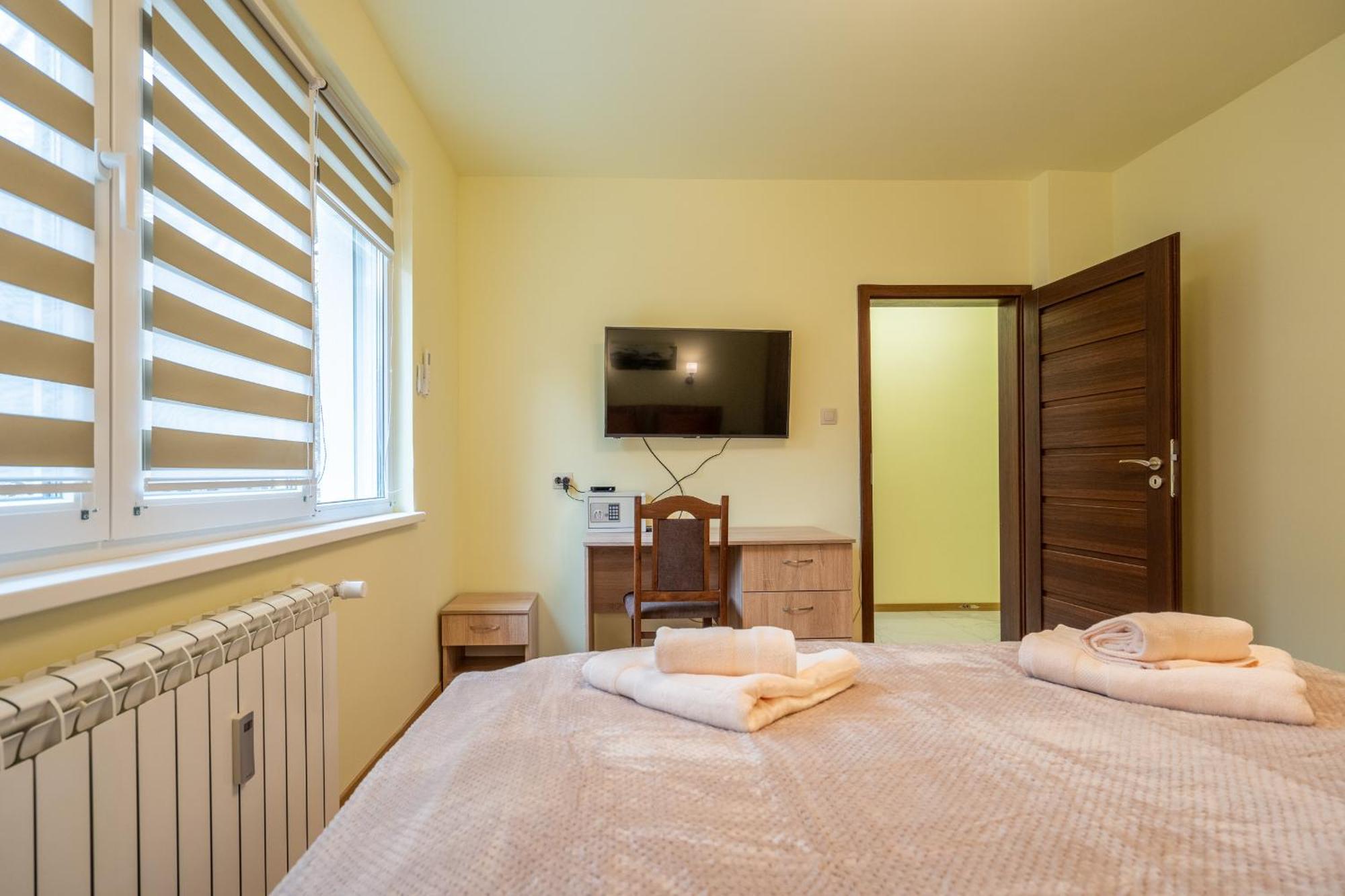 Top Location Central New & Spacious 3 Bdr Apt Medical Academy Софія Екстер'єр фото