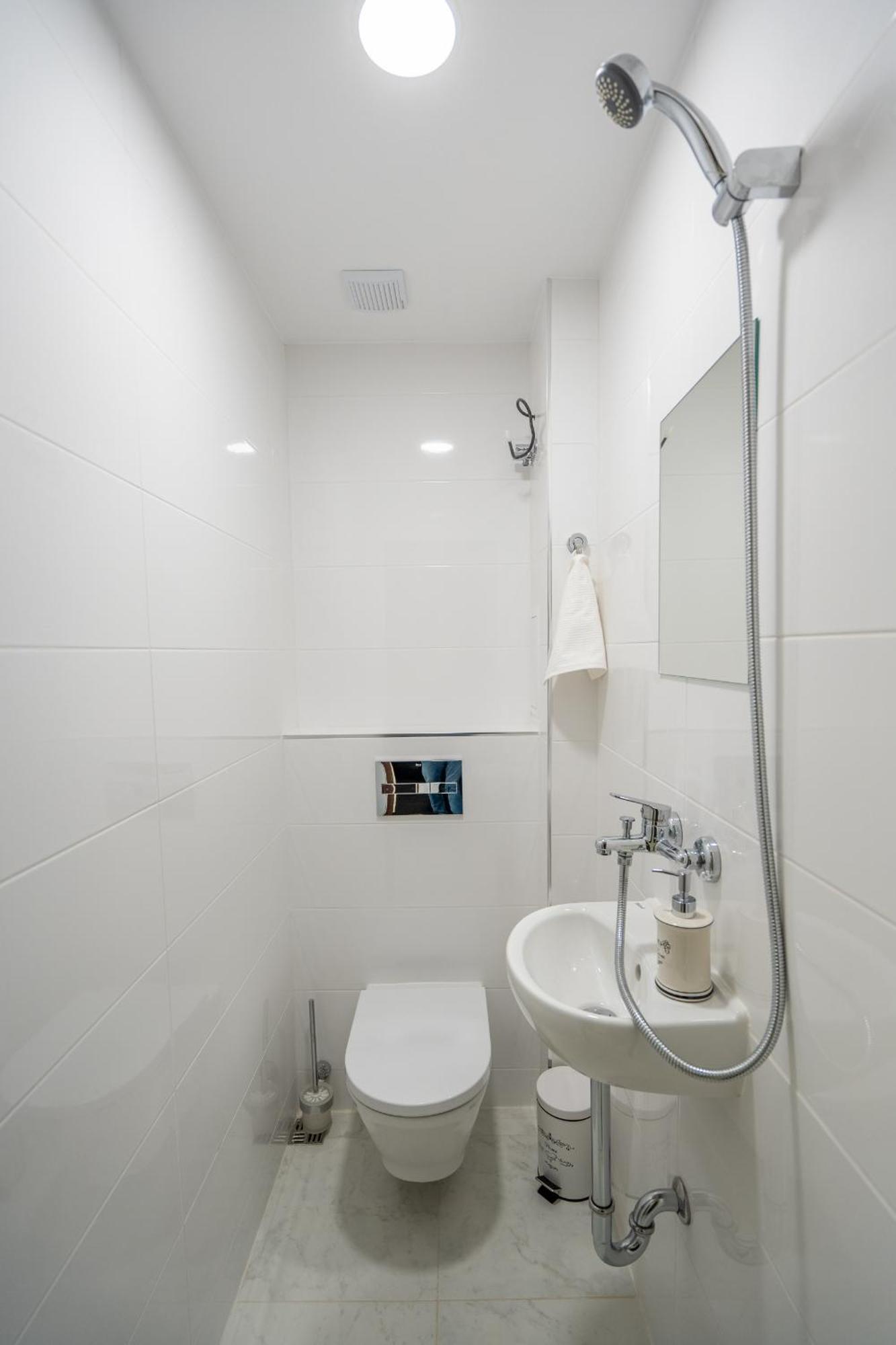 Top Location Central New & Spacious 3 Bdr Apt Medical Academy Софія Екстер'єр фото